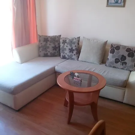 Aparthotel Kamelia Garden - Official Rental Lägenhet 2*
