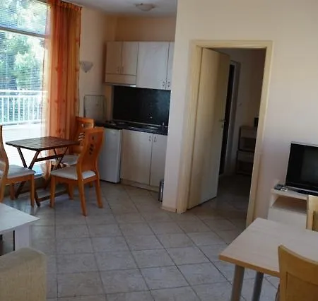 Lägenhet Aparthotel Kamelia Garden - Official Rental
